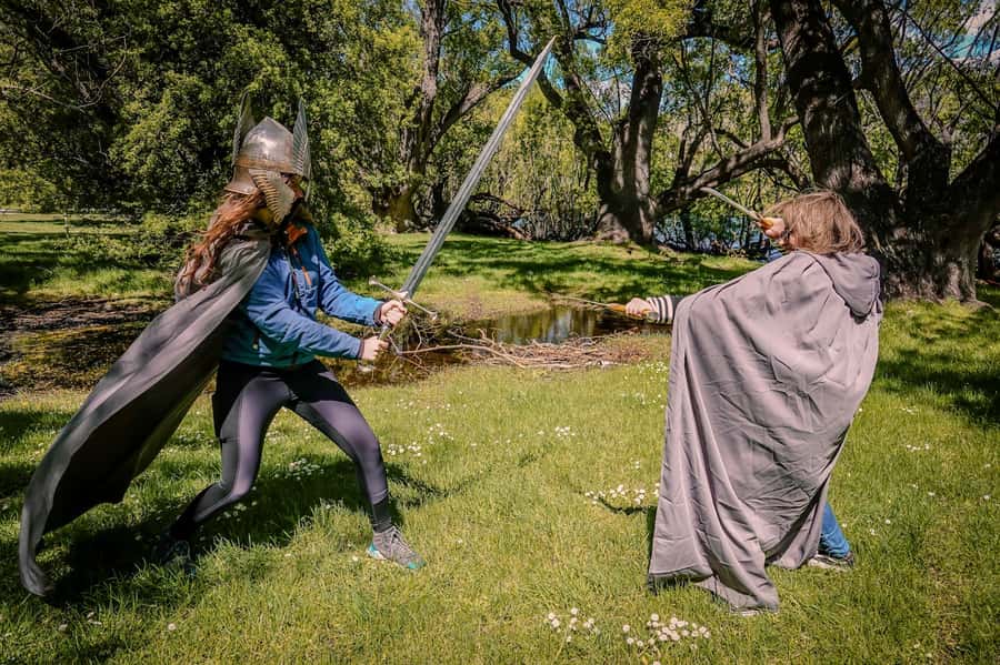 Queenstown: Lord of the Rings Locations Half-Day Tour - Lake Hayes offers a quieter pause