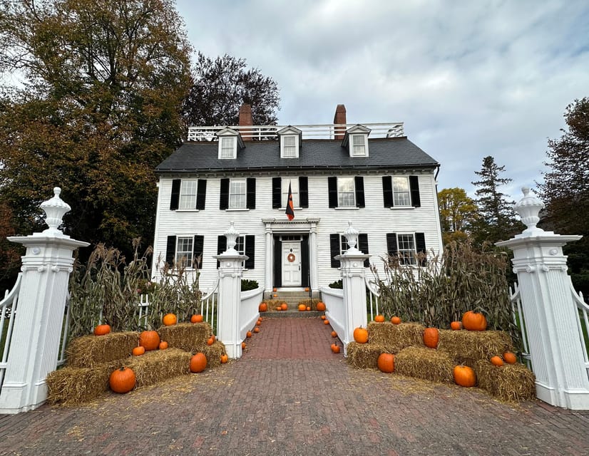 Salem, MA: Hocus Pocus Movie Guided Walking Tour - Broad Street Cemetery and Salem’s harder history