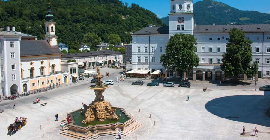 Salzburg: Musical Film Location & City Tour with a Local - Starting at the Pegasus Fountain
