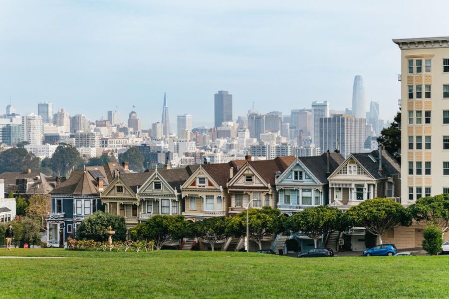 San Francisco: Movie Filming Locations Bus Tour - Haight-Ashbury and Golden Gate Park