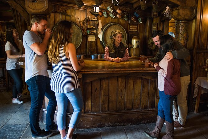 Small-Group Hobbiton Tour from Auckland with Party Marquee Lunch - Is the nine-hour schedule worth it?