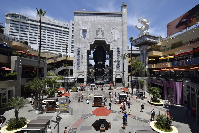 Small-Group Hollywood and Los Angeles Day Trip from Las Vegas - Small group does not guarantee a spacious ride