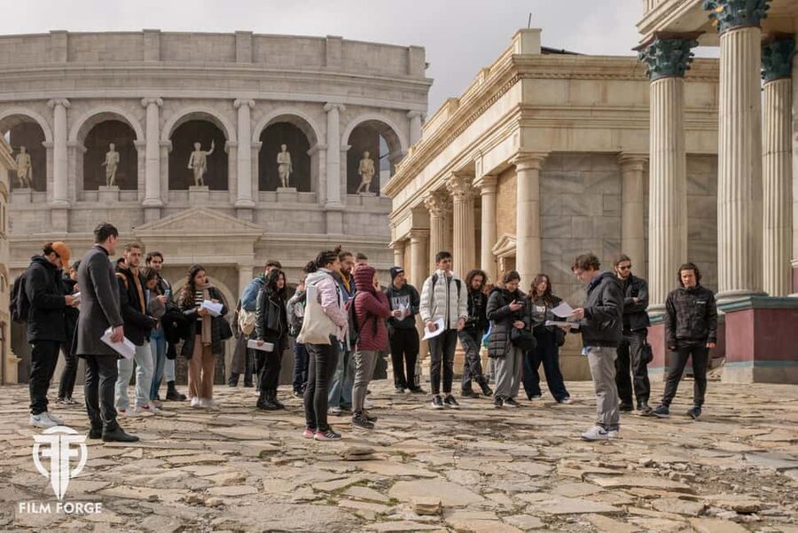 Sofia: Bulgarian Hollywood Guided Tour - New York, London, and ancient Rome in Sofia