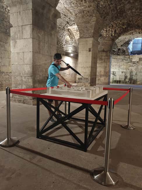 Split: City Walking Tour w/ Game of Thrones Locations - Where Daenerys confronted the Great Masters