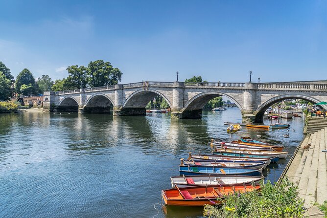 Ted Lasso Inspired Private 4-hour Tour in Richmond - What guides add to the experience