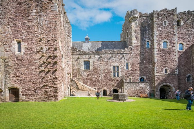 The Outlander 1 Day Experience - Doune Castle adds Castle Leoch and movie history