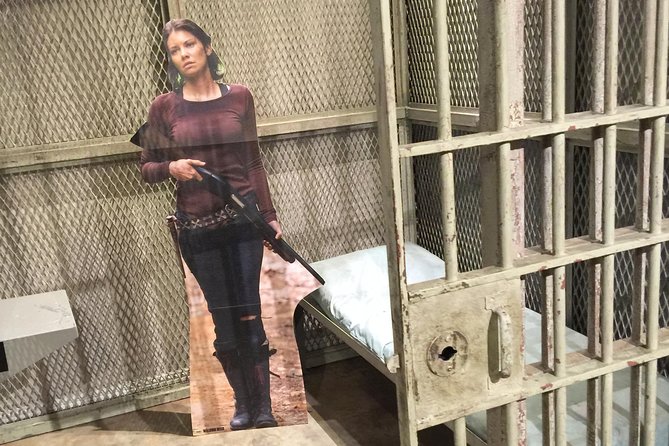 The Walking Dead: Private Film Locations Tour of Senoia - Nic & Norman’s and the real town behind the show