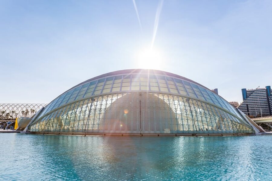 Valencia: City of Arts and Science 3D Movie at Hemisfèric - The Hemisfèric makes a strong first impression