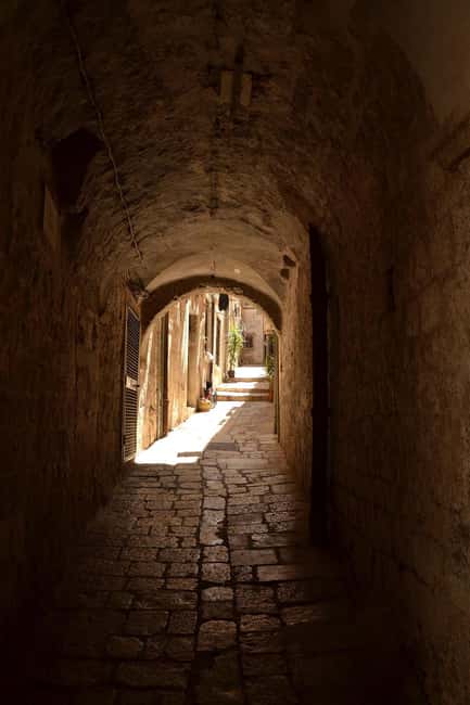 Walking Through King’s Landing- Private Game of Thrones Tour - Why this Dubrovnik Game of Thrones walk works
