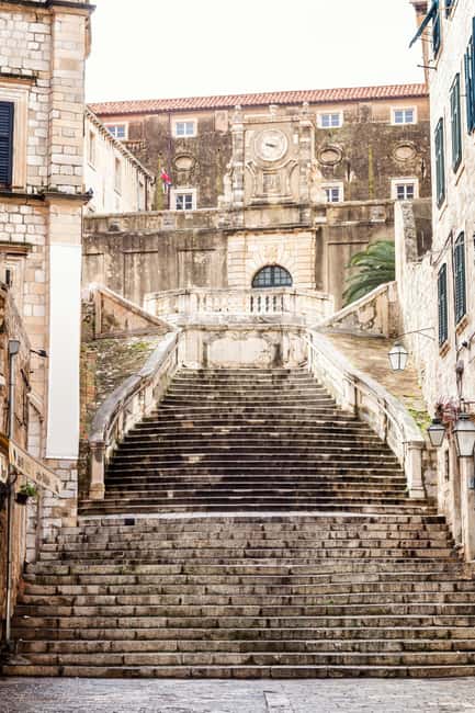 Walking Through King’s Landing- Private Game of Thrones Tour - Meeting at Pile, just outside the Old Town