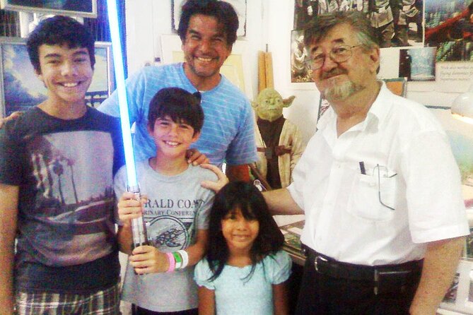 Yoda Guy Movie Exhibit (Hologram Tour) and Star Wars Celebrity - Accessibility, language, and simple rules