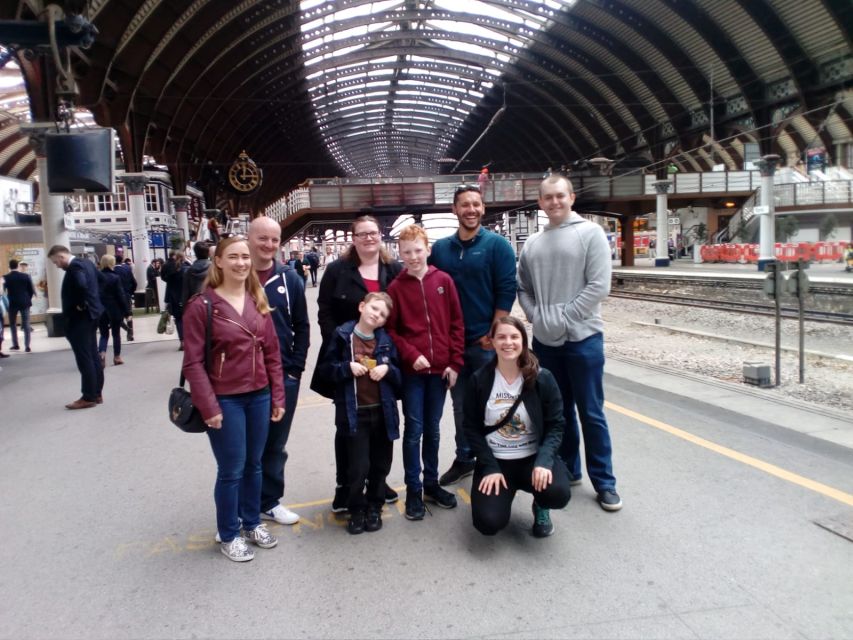 York: Harry Potter Guided Walking Tour - Walking the walls for York views